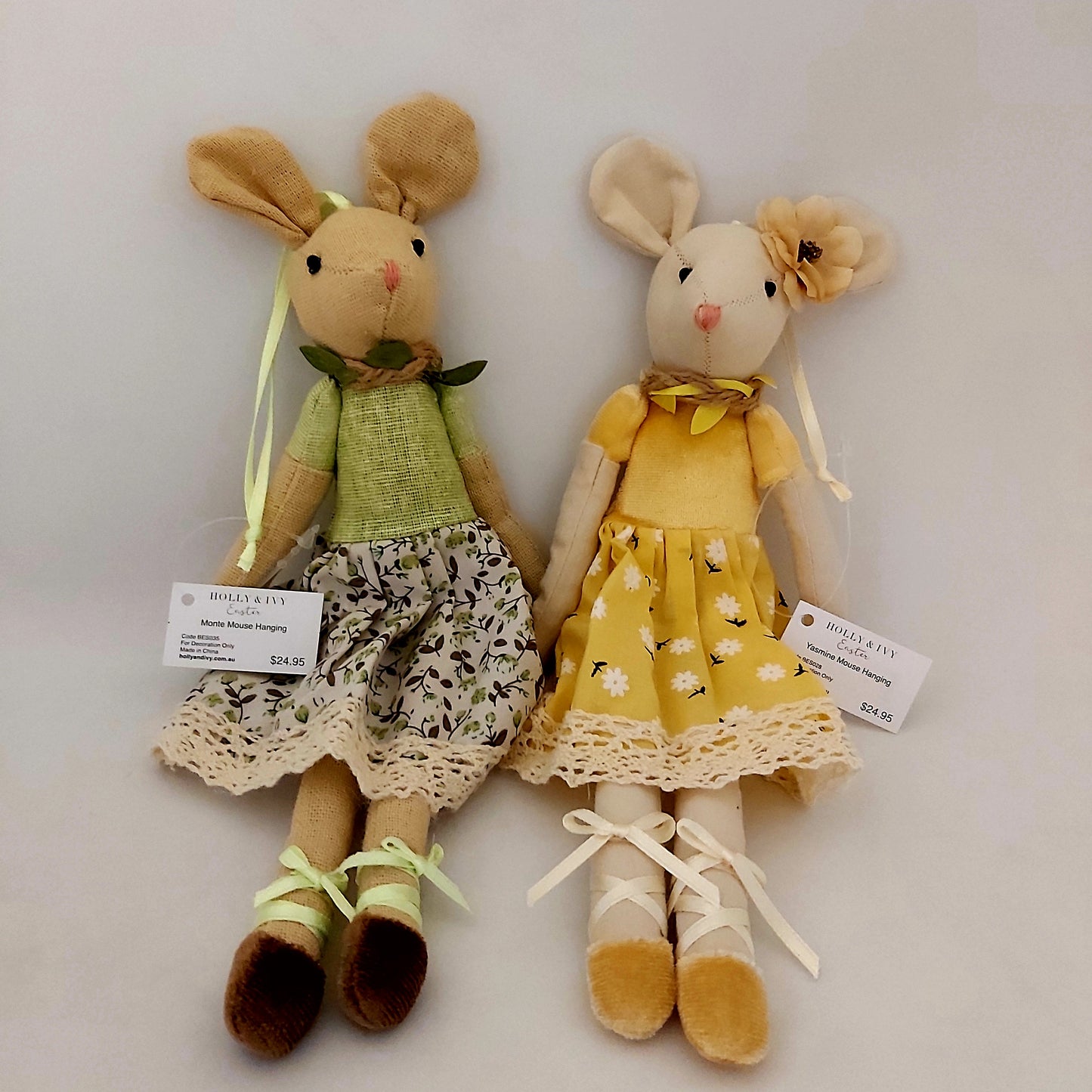 Holly & Ivy Hanging Mouse - Yasmine & Monte